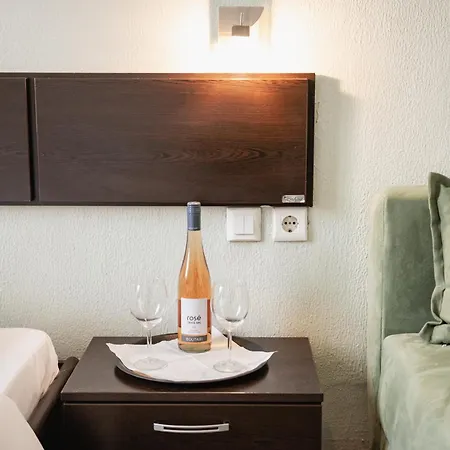 Hotell Ilisia 2*