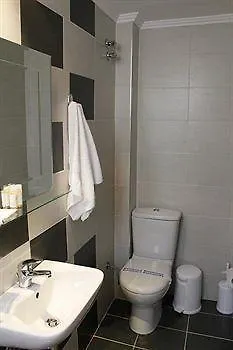 Hotell Ilisia 2*